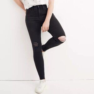 Madewell 9" High Rise Skinny Distressed Black Jeans Short Length